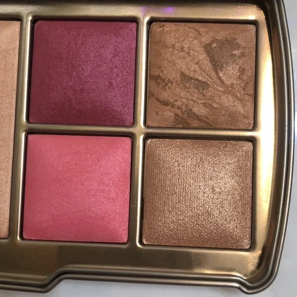 Hourglass Ambient Lighting Edit Universe Unlocked 5 Pan Face Palette 9.6g NIB - Picture 14 of 16